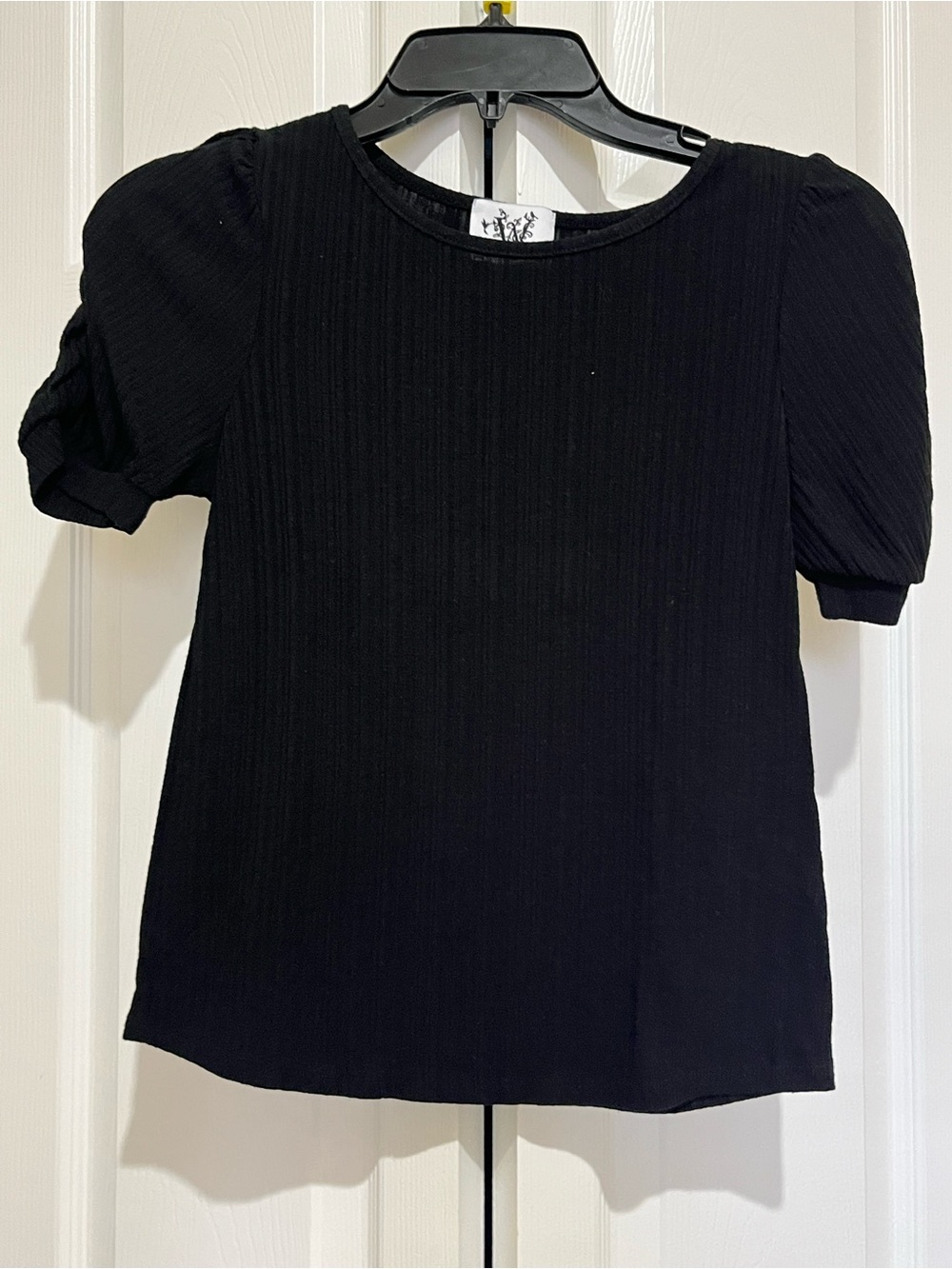 Who What Wear Black Ribbed Puff Sleeve Top